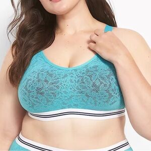 Cacique Teal White No Wire Unlined Lace Scoop Bra Size 54D